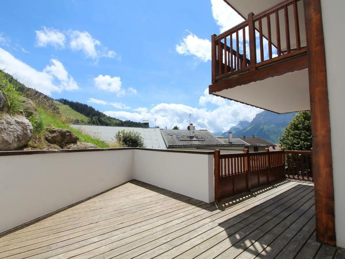 Appartement Les Carroz d'Arâches, 4 pièces, 8 personnes - FR-1-572-73 Apartamento